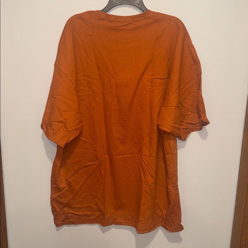 Hanes New in Bag 3XL Kubota Burnt Orange Tagless Tee - Picture 3 of 3